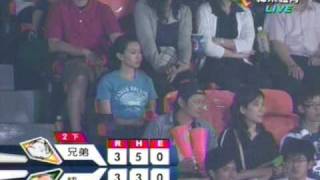 [閒聊] 會不會有人搶界外球搶到吵架啊？