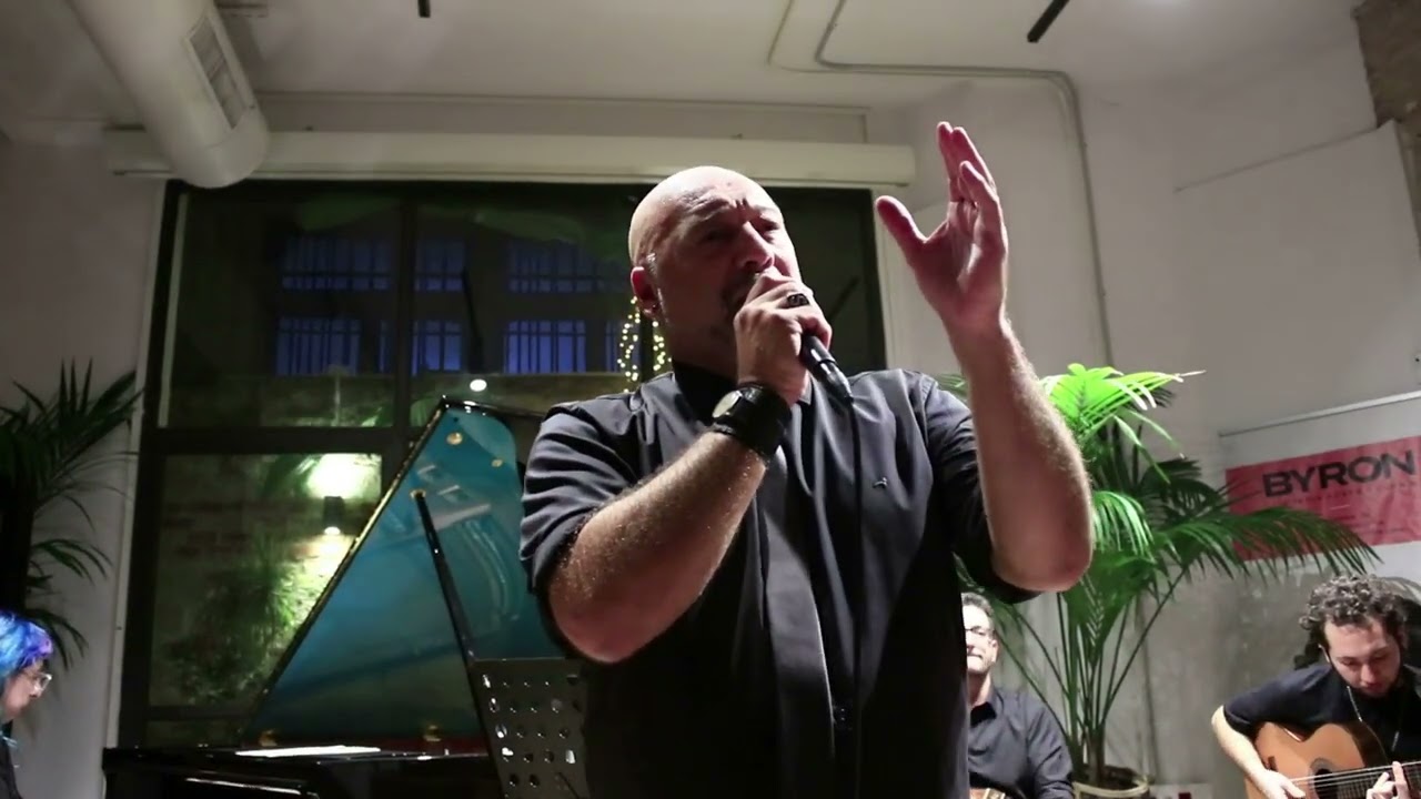 Video thumbnail for Cucuza Castiello - ¡Qué me van a hablar de amor!