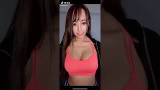 【おっぱい】 tiktok 乳揺れダンス 揺れ方にもいろいろとあります #Shorts