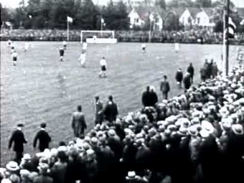 Voetbalwedstrijd PSV   Velocitas   22 juni 1929