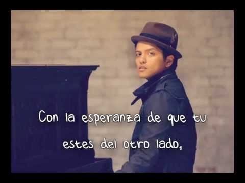 Bruno Mars - Talking to the Moon (Español)