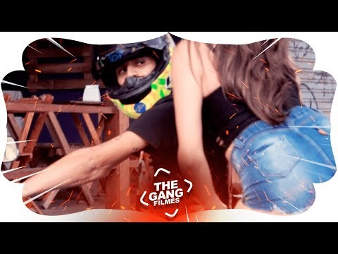 MC AK - Otária To com uma melhor que ela (Clipe Oficial) DJ Marcus Vinicius