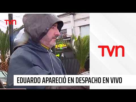 Ni el temporal lo detuvo: Eduardo Fuentes apareció completamente mojado en despacho en vivo | TVN