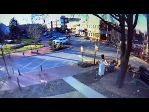 Benton County circuit judge hit by car, injured