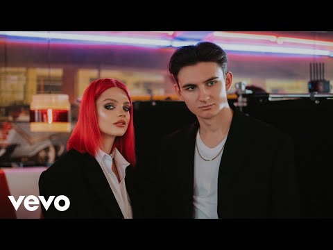 Margaret ft. Janusz Walczuk - Początek (Official Video)