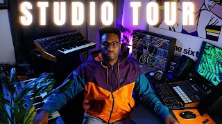 What's ACTUALLY in MY STUDIO??