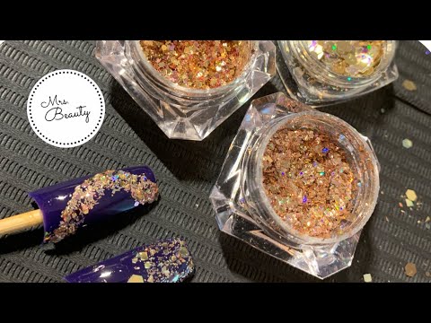 How to apply loose glitter to your nails (Gel Polish)