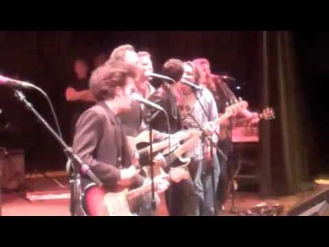 Willie Nile & Bruce Springsteen perform One Guitar, LoD 2012