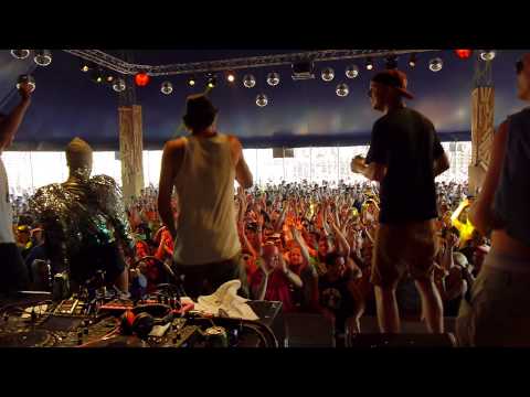 Rob Dekay Crowdsurfing @ Zwarte Cross 2013