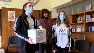 Ученици от хасковско училище събират средства в помощ на украински бежанци