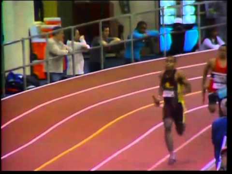 Boys 4x200m EE Heat 2 - New Balance Indoor Nationals 2011