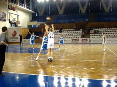 Marta Fodor basketball U-cluj