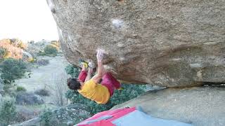 Video thumbnail of Ovni, 8b. Zarzalejo