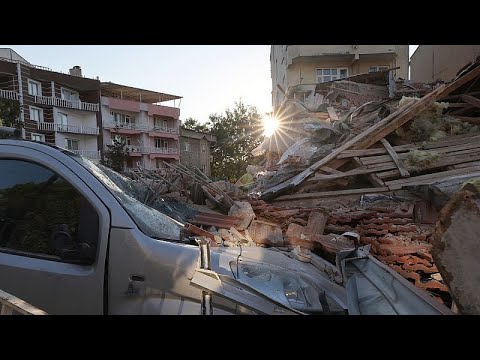 Video Thumbnail: Strong earthquake strikes Turkey’s Balıkesir province, killing one