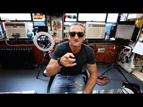 気にしない (he doesn't care)