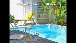 preview picture of video 'Albufeira Algarve 4 Bedroom Holiday Rental Villa - Walk to Beach & Restaurants'