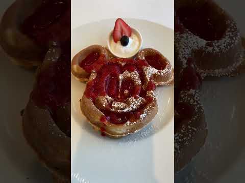 Thumbnail for Everything we ate on Day 4 of our 13 night Disney Cruise! ⚓️✨ #disneycruise #palo #animatorspalate