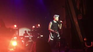 Adam Lambert & Brian May - Lucy live Munich