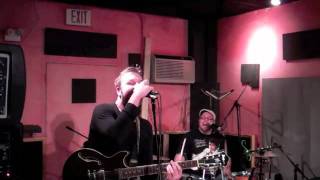 IAMDYNAMITE "STEREO" Live From the KZQ Lounge