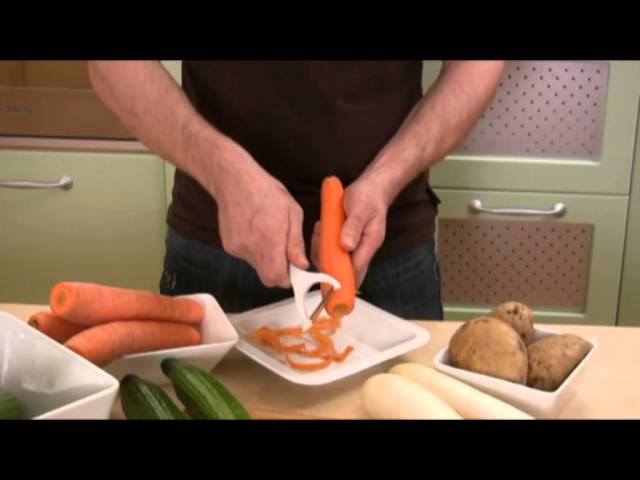 Video teaser for Peeler with lateral blade TESCOMA PRESTO