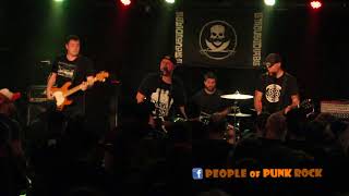 CURBSIDE - For Those Left Behind (Much The Same) @ Punk Rock Meeting, Québec City QC - 2017-11-17