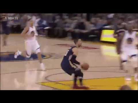 Austin Rivers dunks against Golden State