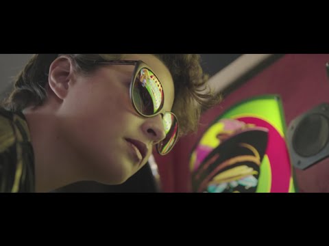 Danni Nicholls - Hey There, Sunshine (Official Video)