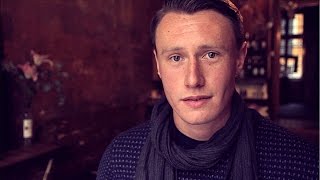 Louis Baker - Move On Up (acoustic cover) | Småll Sessions