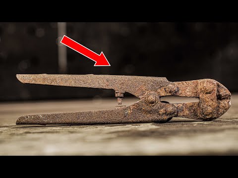 Rusted and Fully Jammed Japanese Plier Restoration