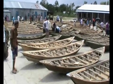 সিরাজগঞ্জে ঐতিহ্যবাহী কৈজুরী নৌকার হাট