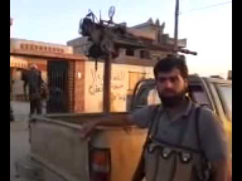 توجه عناصر لواء القعقاع لعملية السيطرة على حاجز البجارية في مدينة القامشلي في محافظة الحسكة