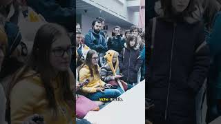 The "IYKYK" Strategy: Why Tiny Crowds Win Big in 2026 🤫📈