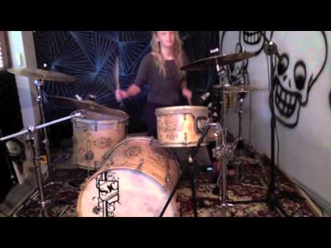 Caitlin [ FRIENDLY FIRES - Kiss Of Life, live at Glastonbury ] Drum Cover