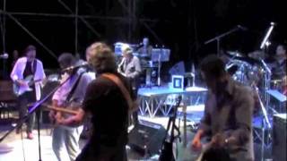 From the legendary dIRE sTRAITS (live mix)