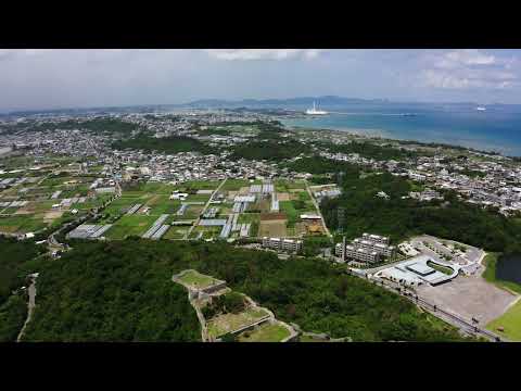 【うるまいろ】世界遺産勝連城跡（8） 勝連城跡から眺める石川市街（うるま市）_沖縄の無料動画素材