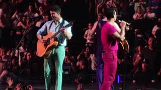 Introducing Me - Jonas Brothers (Happiness Begins Tour 2019)