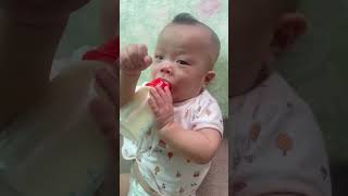 Gia Huy Mẹ sinh con xong Mẹ bị điên! Hiện nay Mẹ đang ở nhà thương điên điều trị! Mẹ Hương được chín
