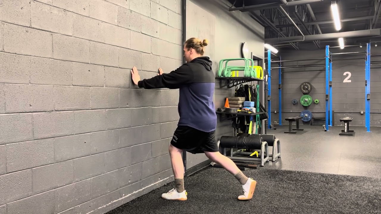 Coaching the Wall Assisted Body Weight Split Squat ISO - YouTube