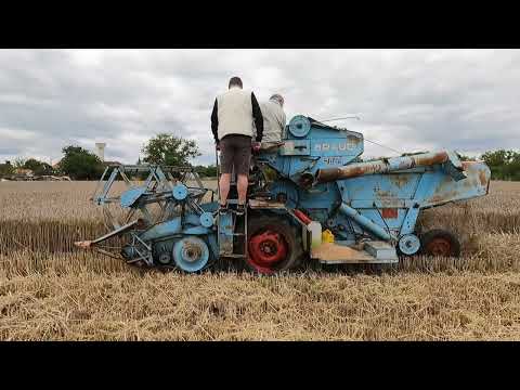 Moissonneuse Batteuse BRAUD 2065