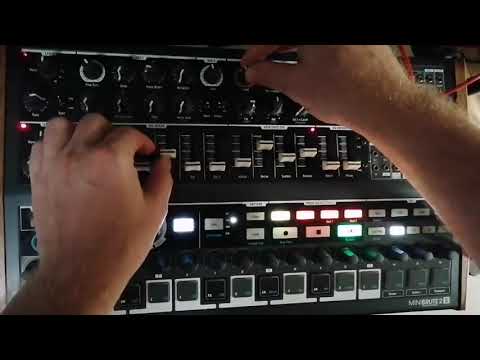 Arturia minibrute 2s in Action 