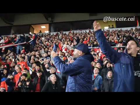 "Un día me dijo mi vieja - Hinchada de Independiente - Los Diablos Rojos de Avellaneda" Barra: La Barra del Rojo • Club: Independiente