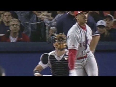 1996 ALDS Gm2: Gonzalez goes deep twice vs. Yankees