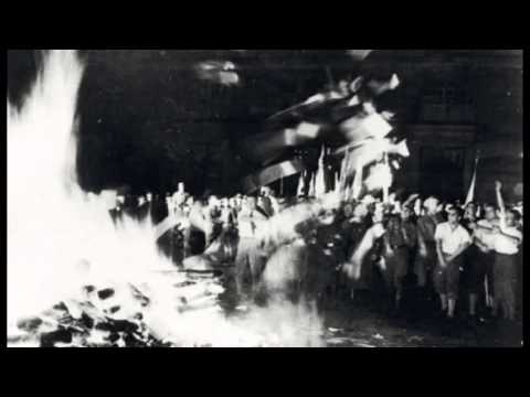 Brennende Bücher - Burning Books - 10. Mai 1933 - played by Hal Freedman