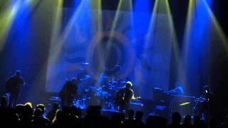 From Good Homes 12/5/14  head - walk on by -