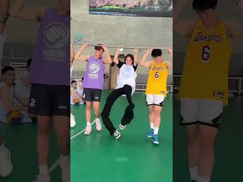 الفتاة عملت خطة مميزة علشان تدخل فريق كرة القدم و هي#shorts  #اكسبلور
