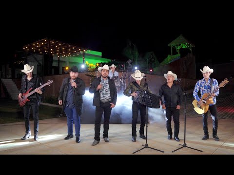 Ultima Linea Ft Los Juniors de la Montaña - Por los Guzmán