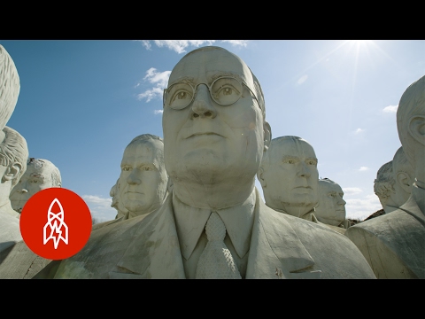 セービング（彫刻）プレジデント (Saving (Sculpted) Presidents)