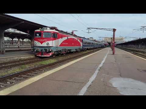 IR 472-1 cu EA 821 plecare din Gara de Nord (24.04.2021)
