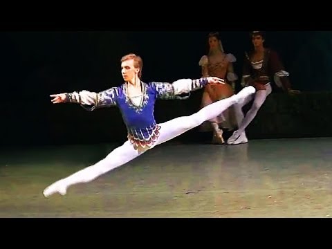 Alexey Popov in Pas de Trois - Swan Lake