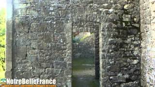 preview picture of video 'Camon Village fortifie autour d'une abbaye (notrebellefrance, HD, ariège)'